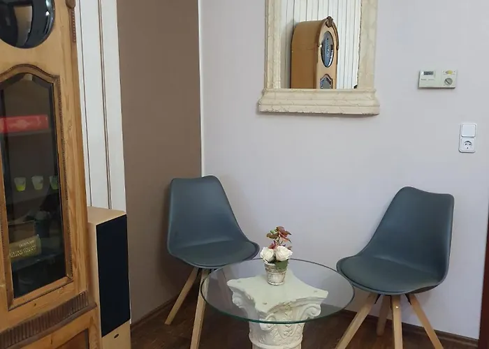 Claudia & Dino Apartamento