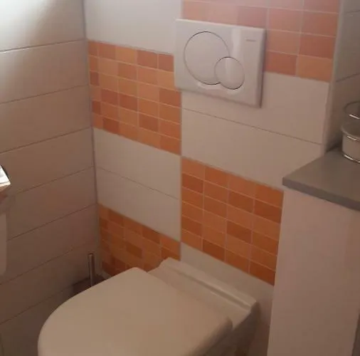 Claudia & Dino アパート *